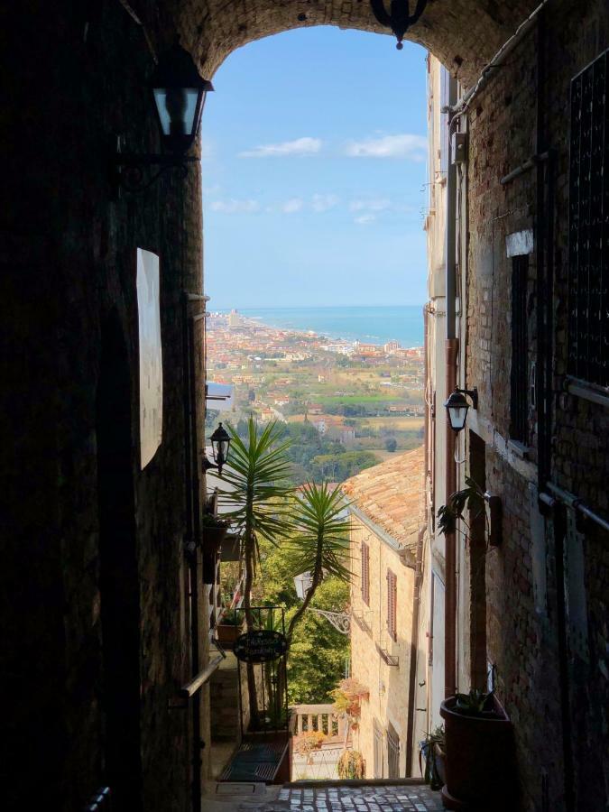 Appartamento in casa indipendente a 2 km dal mare. Porto SantʼElpidio Esterno foto